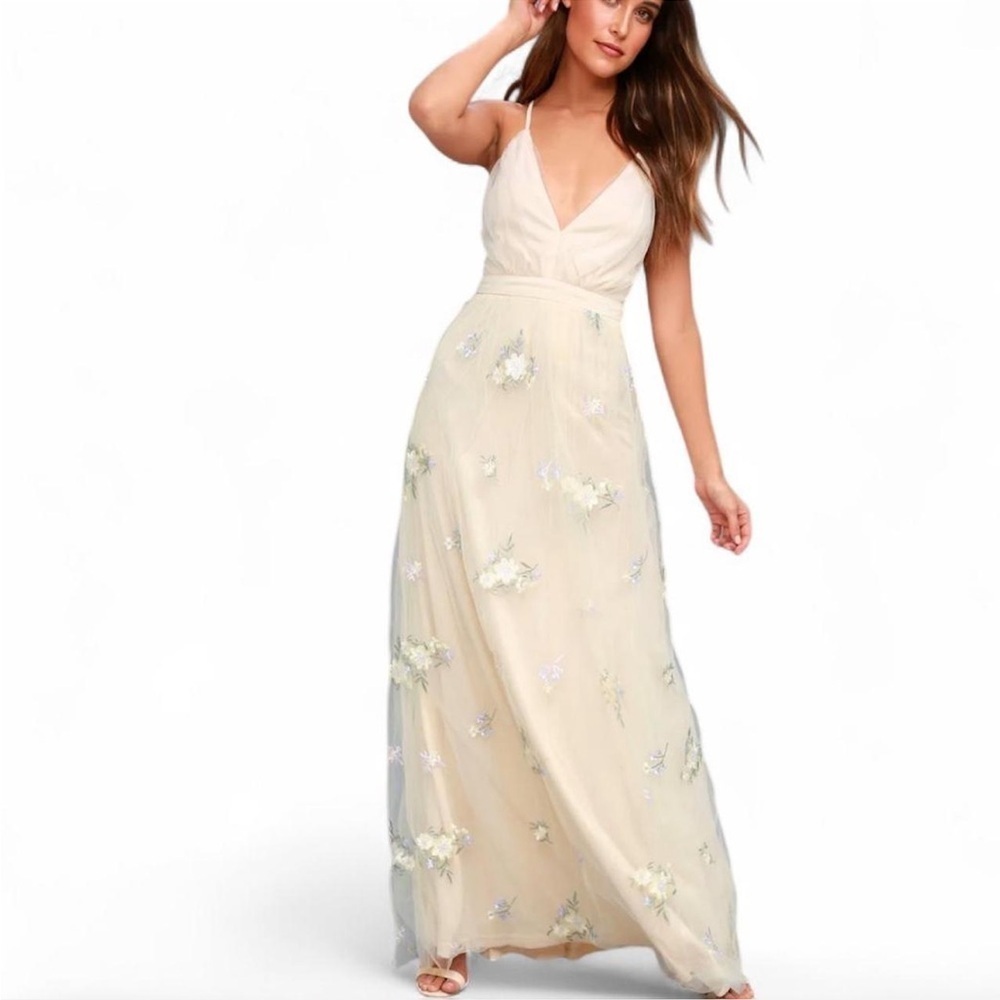 Lulus Cream Floral Embroidered Maxi Dress – Size M, Elegant Formal Gown - Picture 1 of 8